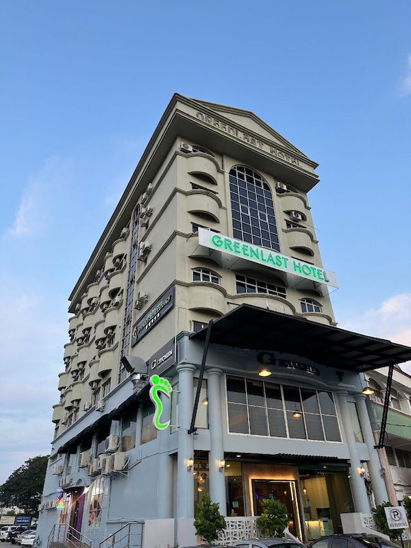 그린라스트 호텔 (Greenlast Hotel)